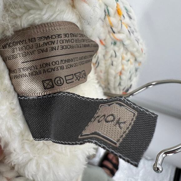 Rook Sherpa Lined Crochet Infinity Winter Scarf Warm Ivory & Speckeld NWT - Picture 4 of 8